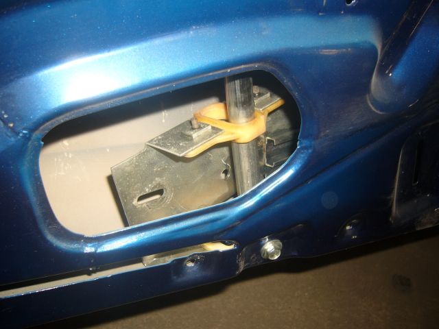 Ovikiskon asennus paikkaansa